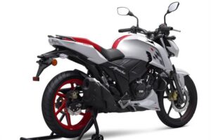 Bajaj Pulsar की वाट लगा देंगा TVS Apache RTR 160 की धांसू बाइक