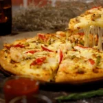 YUMMY CHEESE PIZZA : बाजार जैसा स्वादिष्ट पिज़्ज़ा अब घर पर करें तैयार, स्वाद भी और सेहत भी !