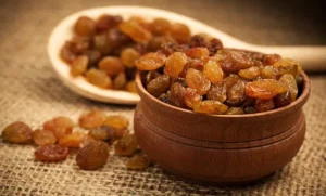 RAISIN BENEFITS 2024 : किशमिश के जबरदस्त फायदें जानकर आप रह जायेंगे दंग !