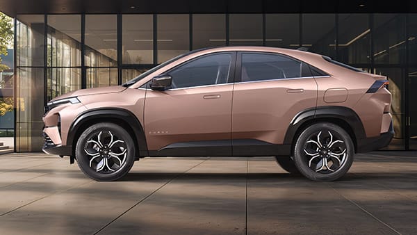 Tata Curvv 2025 Price Hike: टाटा कर्व की कीमतों में बढ़ोतरी, जानिए कौन से वैरिएंट हुए महंगे और कितनी बढ़ी कीमत